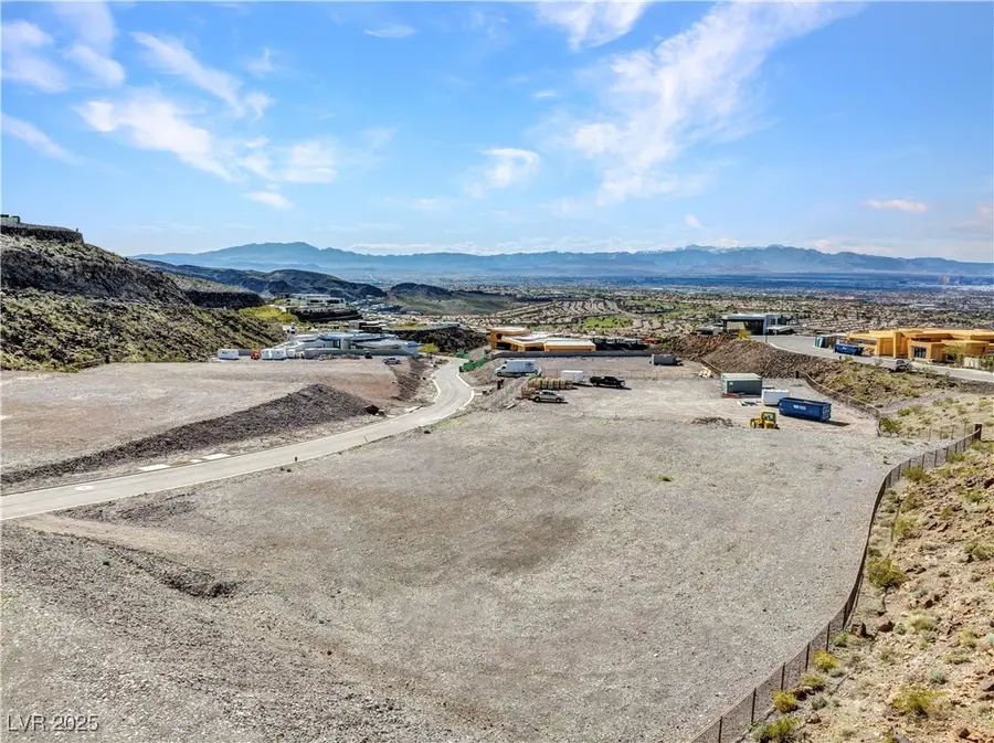 10 Horseshoe Rock Court, Henderson, NV 89012 - #3