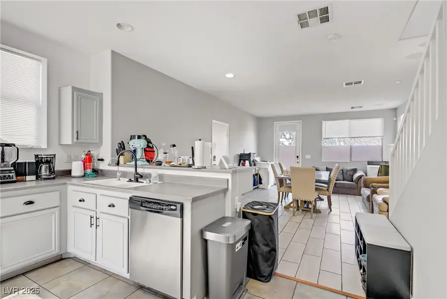 5324 Pendergrass Street, North Las Vegas, NV 89081 - #2