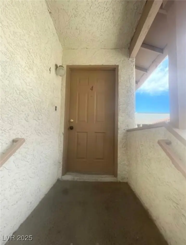 1321 Del Mar Street #4, Las Vegas, NV 89119 - #3