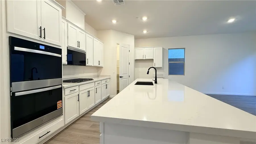 1543 Pacific Baza Street, Las Vegas, NV 89138 - Image #3