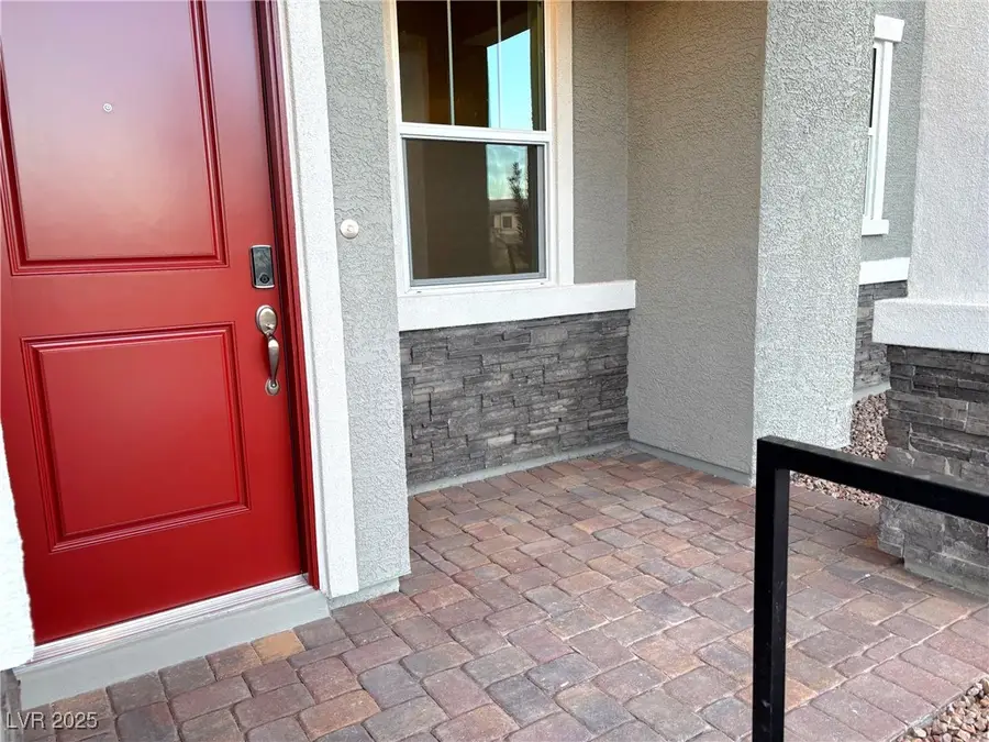 630 Celebratory Place, Henderson, NV 89011 - Image #2