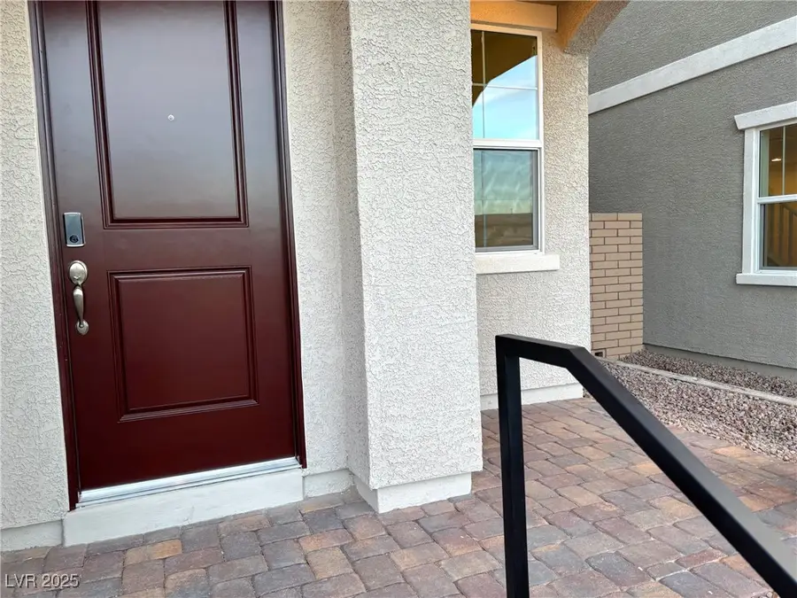 632 Celebratory Place, Henderson, NV 89011 - Image #2