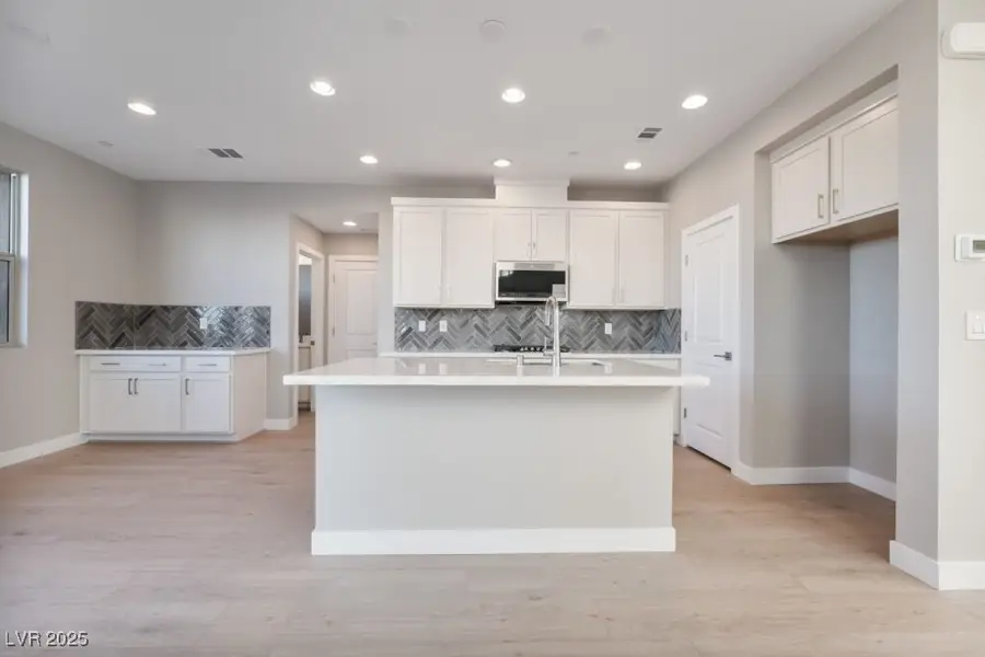 1812 Passerine Street, Las Vegas, NV 89138 - Image #3