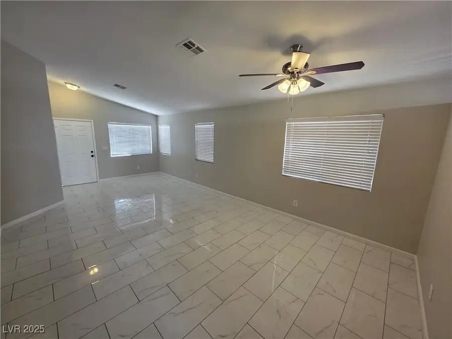 6560 Bush Clover Lane, Las Vegas, NV 89156 - Image #3