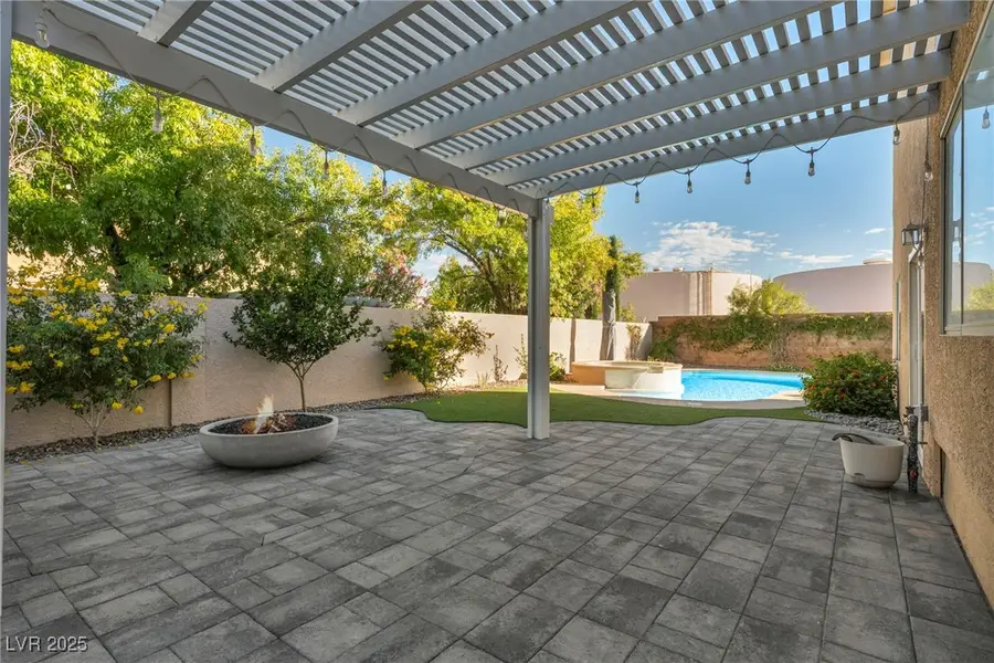 512 First Light Street, Henderson, NV 89052 - Image #2