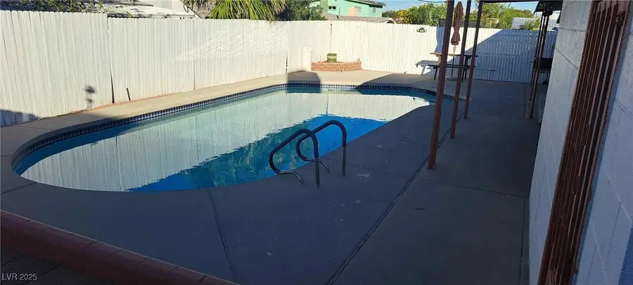 5132 Doe Avenue, Las Vegas, NV 89146 - Image #3