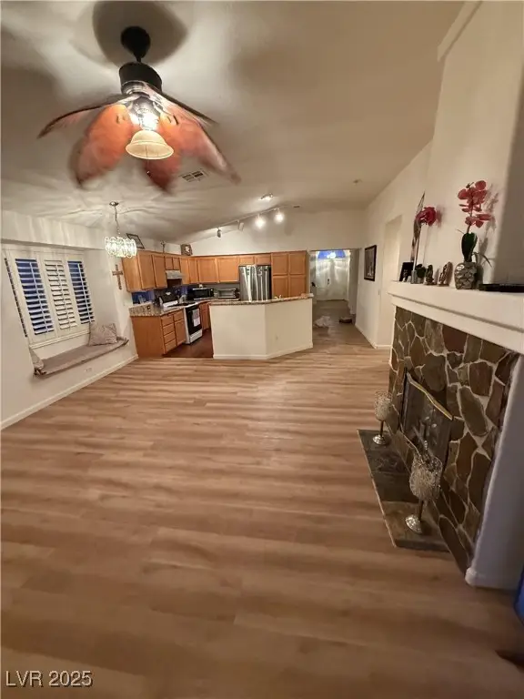 6546 Begonia Bay Avenue, Las Vegas, NV 89142 - Image #2