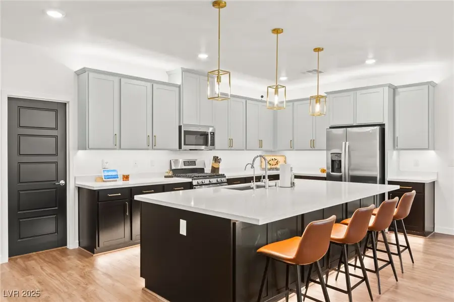 3525 Raina Ridge Court, Las Vegas, NV 89121 - Image #2