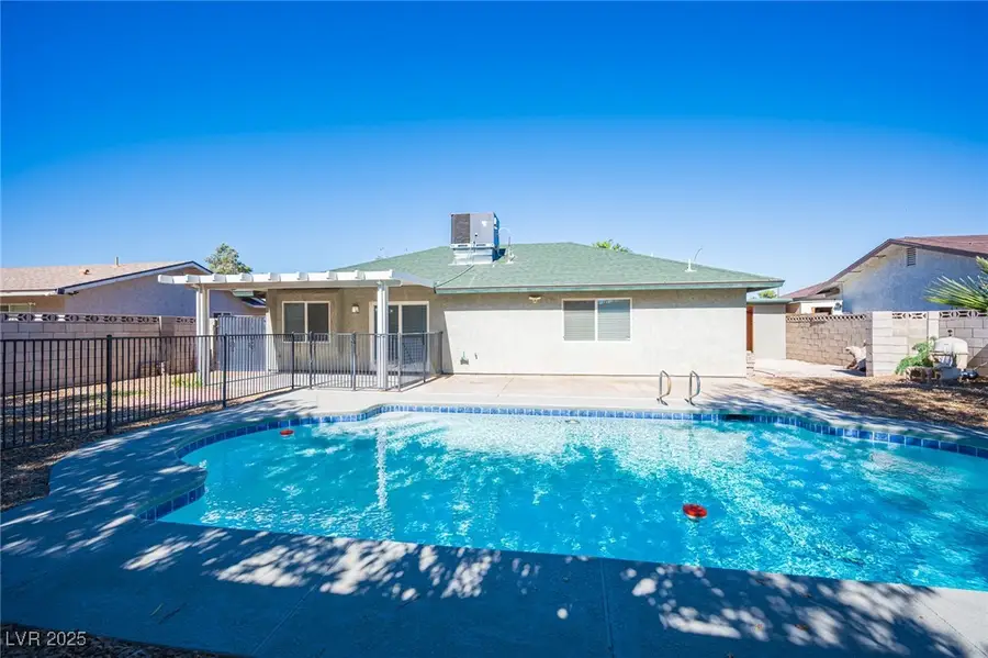 552 Zuber Avenue, Henderson, NV 89011 - Image #2