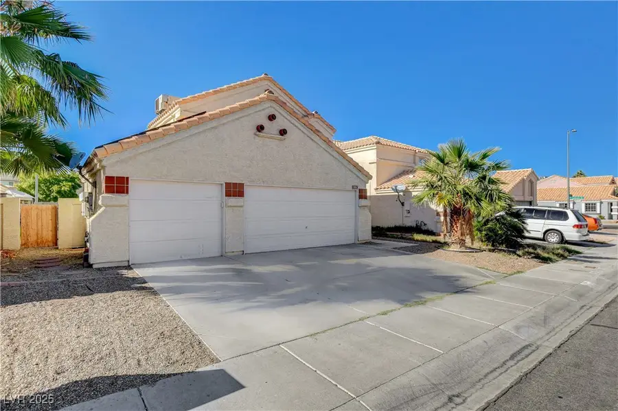 4061 Browndeer Circle, Las Vegas, NV 89129 - Image #2