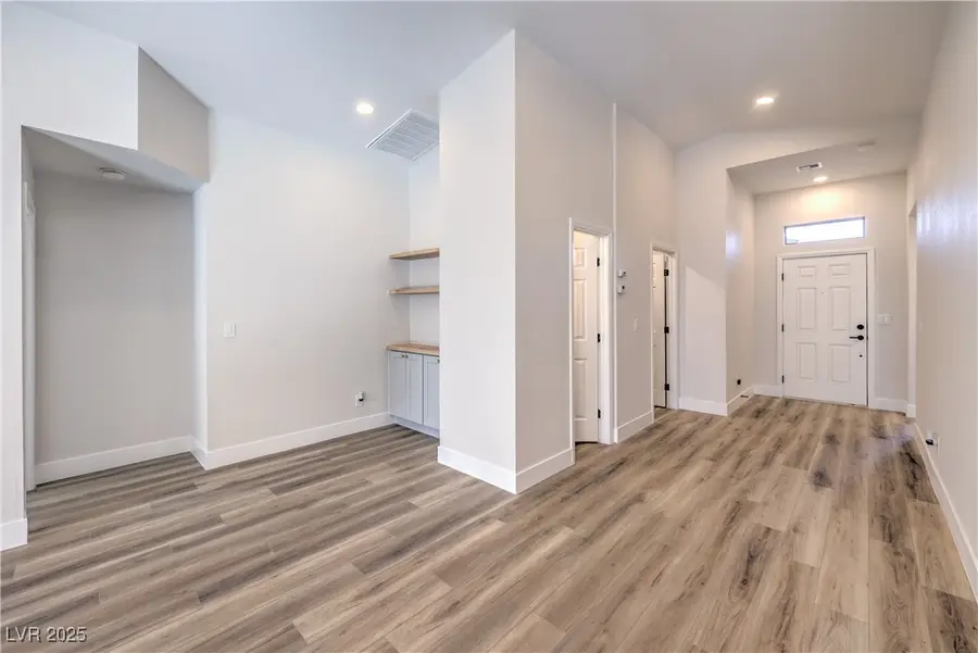 729 Turtleback Drive, North Las Vegas, NV 89031 - Image #2