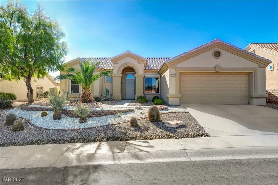 10621 Shoalhaven Drive, Las Vegas, NV 89134 - Image #2