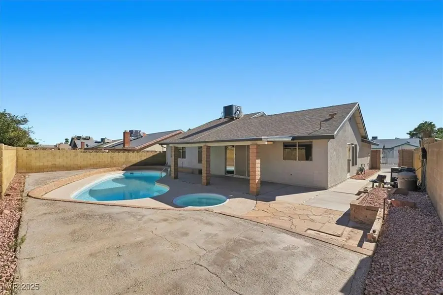 7130 Wedgewood Way, Las Vegas, NV 89147 - Image #3