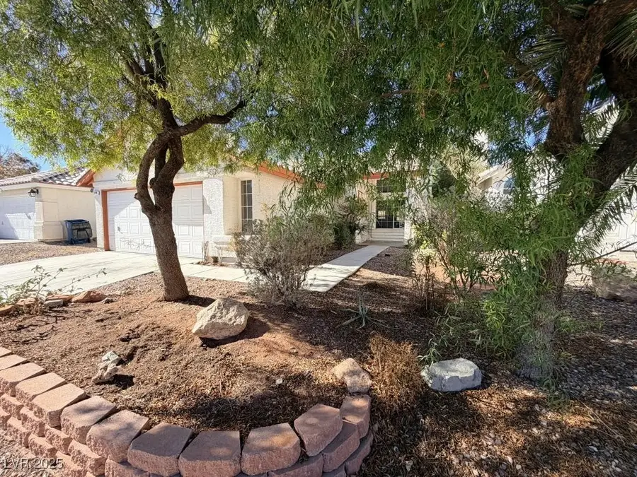 2709 Camphor Tree Street, Las Vegas, NV 89108 - Image #2