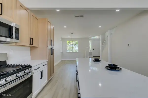 1121 Tourello Lane, Las Vegas, NV 89144