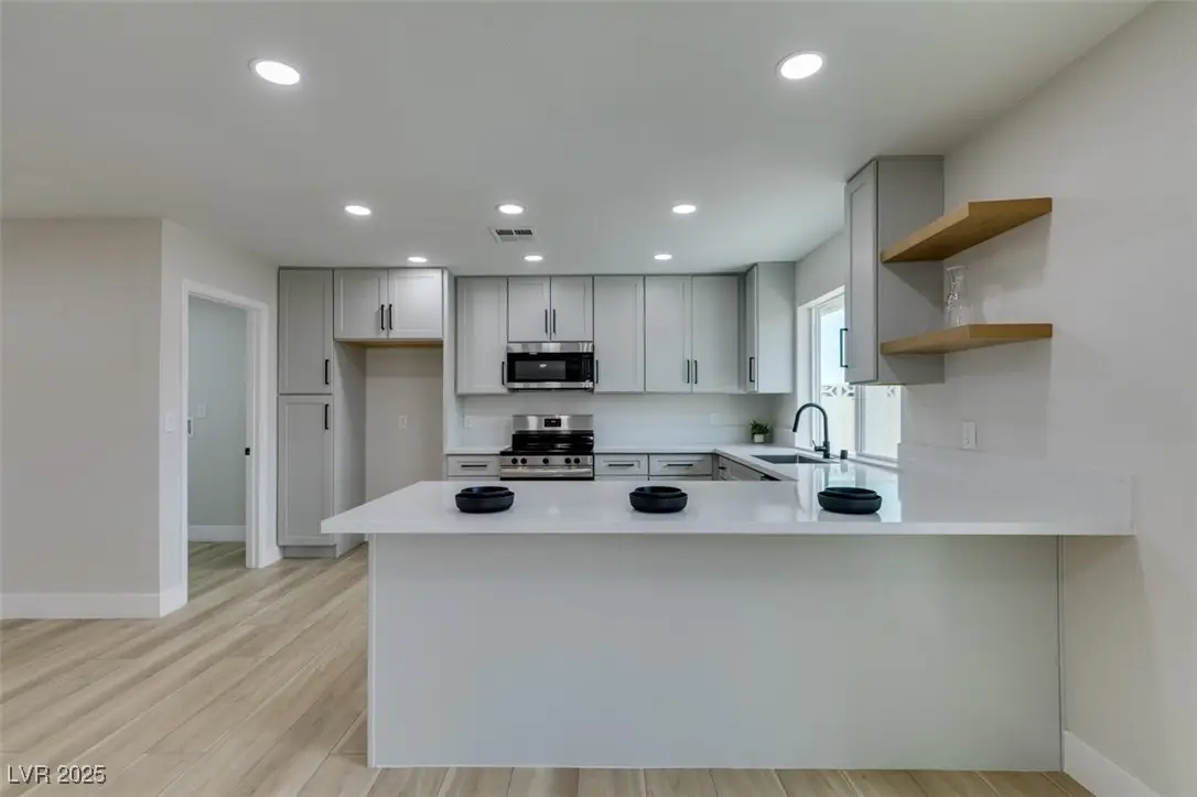 3822 Don Carlos Drive, Las Vegas, NV 89121 - Image #1