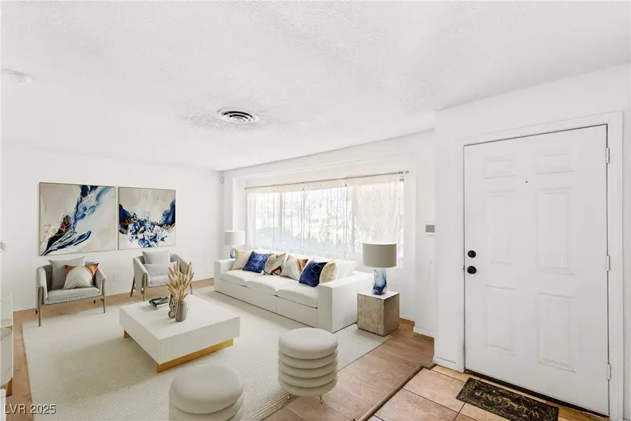 1901 Manhattan Drive, Las Vegas, NV 89106 - Image #3