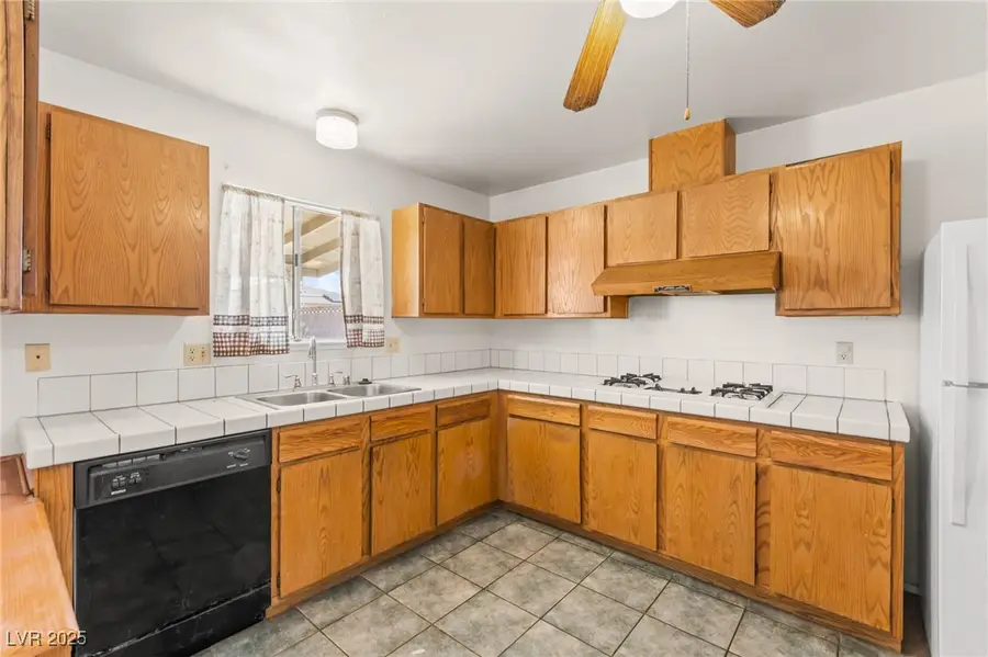 101 Bahama Road, Las Vegas, NV 89145 - Image #2