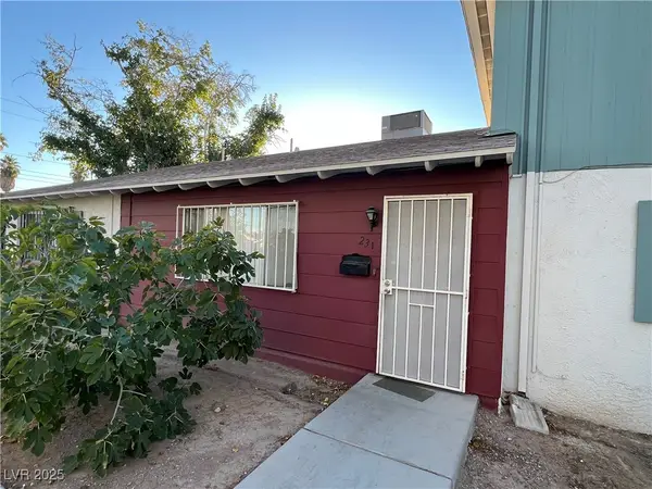 231 Greenbriar Townhouse Way, Las Vegas, NV 89121