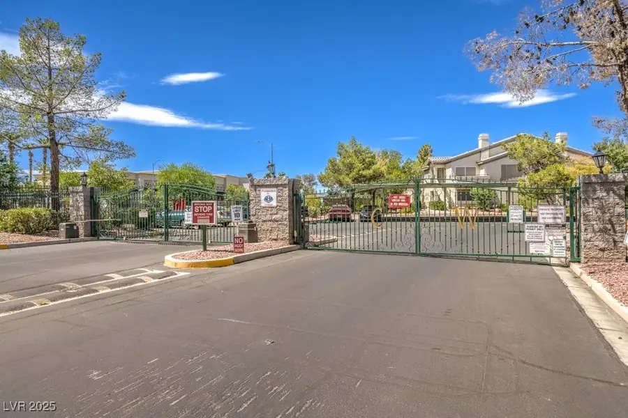 5710 E Tropicana Avenue #1009, Las Vegas, NV 89122 - Image #3