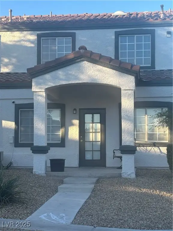 5330 E Charleston Boulevard #35, Las Vegas, NV 89142 - Image #1