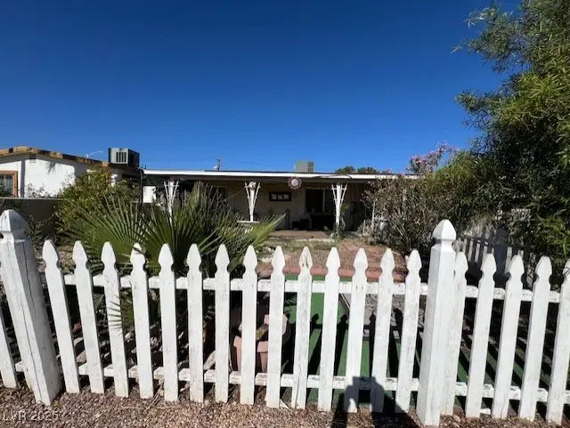 1905 Poplar Avenue, Las Vegas, NV 89101 - Image #1