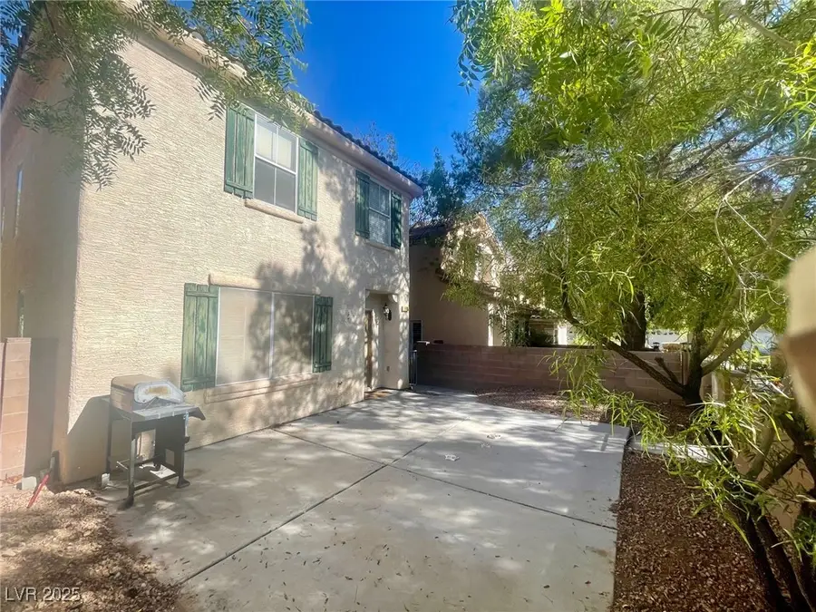 9909 Camino Loma Verde Avenue, Las Vegas, NV 89117 - Image #3