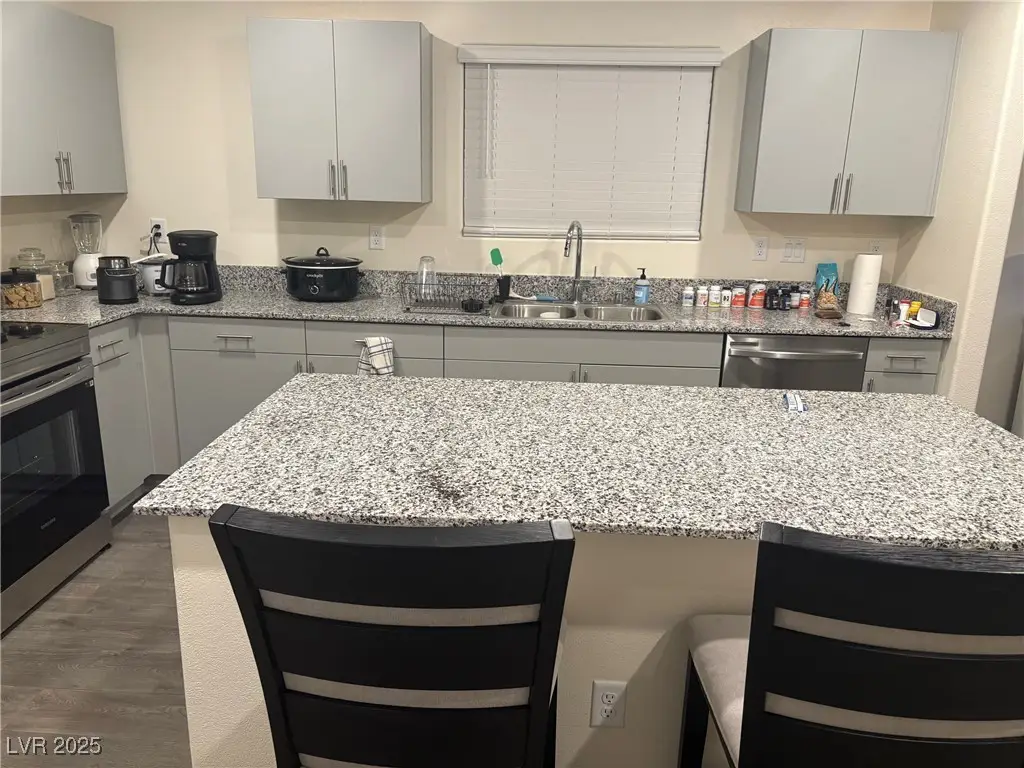5609 Thunder Blue Avenue, Las Vegas, NV 89122 - Image #1