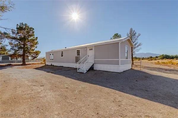6920 Oakridge Avenue, Pahrump, NV 89048