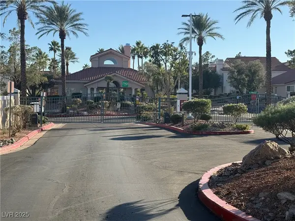 557 Yacht Harbor Drive, Las Vegas, NV 89145