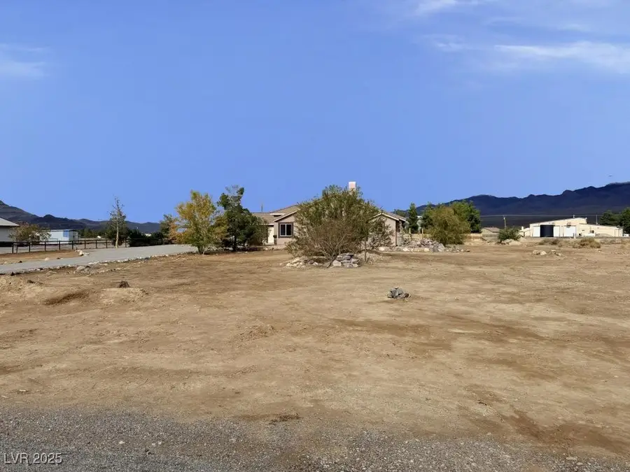 410 E Bluebird Avenue, Pahrump, NV 89060 - Image #2