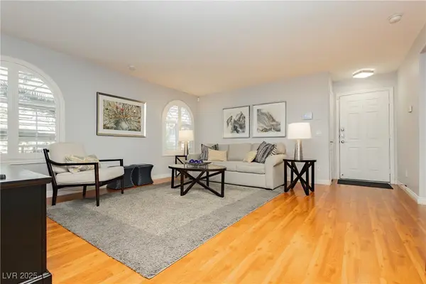 9325 W Desert Inn Road #127, Las Vegas, NV 89117