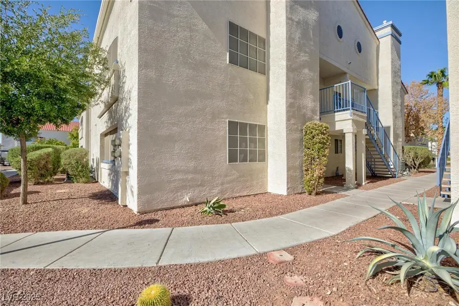 2725 Nellis Boulevard #2052, Las Vegas, NV 89121 - Image #2
