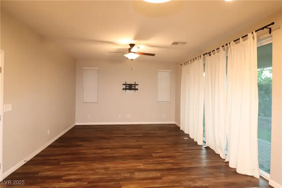 9474 Brough Avenue, Las Vegas, NV 89178 - Image #3