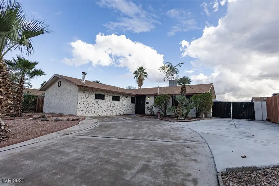 4851 La Fonda Drive, Las Vegas, NV 89121 - Image #2