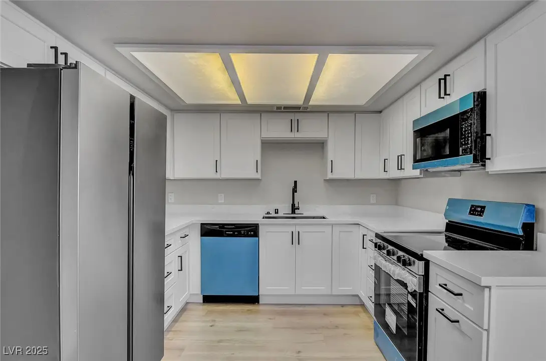 3720 Snorkel Circle #4, Las Vegas, NV 89108 - Image #1