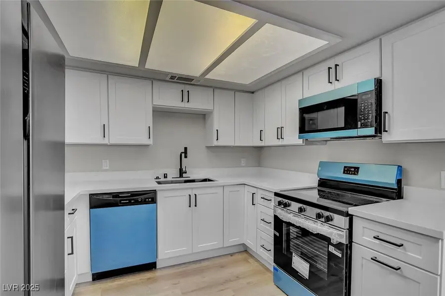 3720 Snorkel Circle #4, Las Vegas, NV 89108 - Image #3