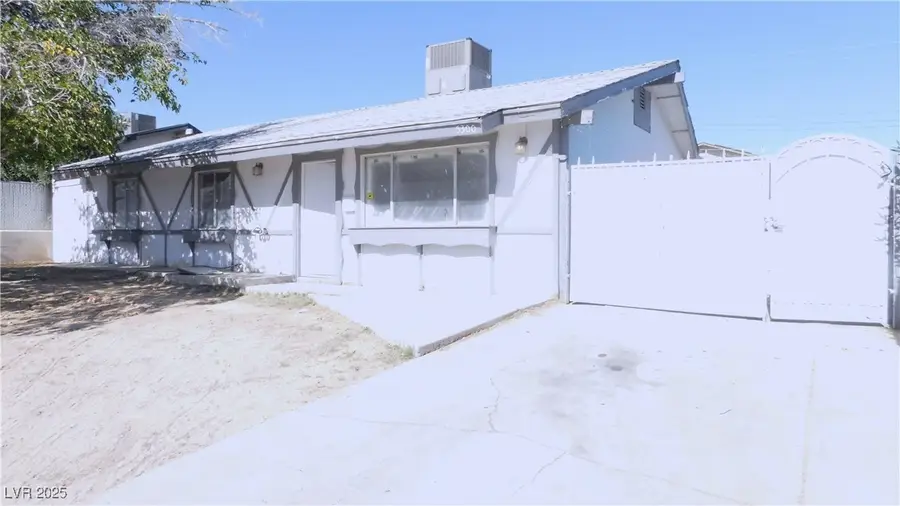 5300 Sugarfoot Avenue, Las Vegas, NV 89107 - Image #3
