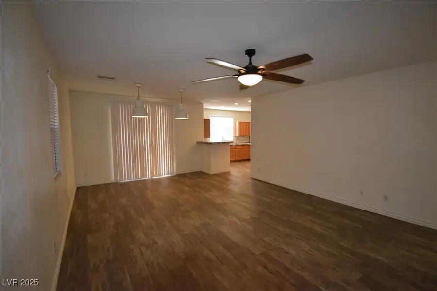 7600 Brisa Del Mar Avenue, Las Vegas, NV 89179 - Image #3