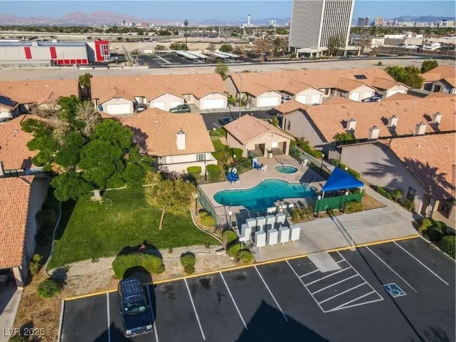 7064 Picaroon Lane, Las Vegas, NV 89145 - Image #2