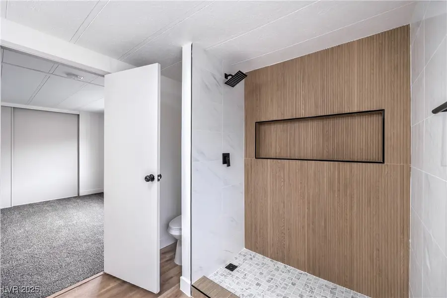 1879 Quintearo Street, Las Vegas, NV 89115 - Image #2