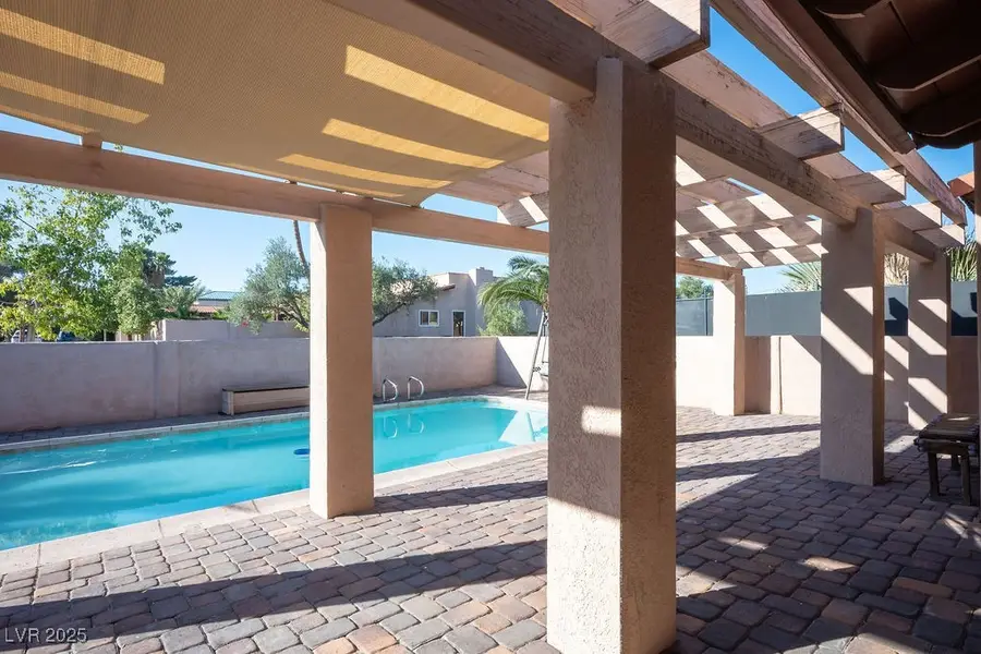 3482 Villa Hermosa Drive, Las Vegas, NV 89121 - Image #3