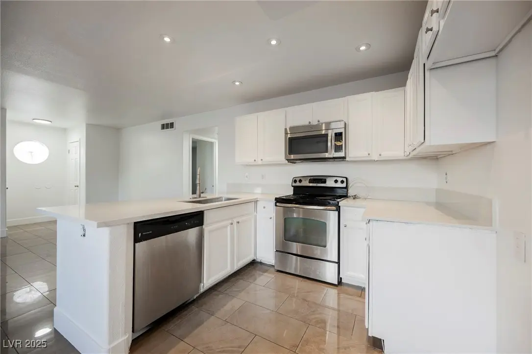2980 Juniper Hills Boulevard #102, Las Vegas, NV 89142 - Image #1