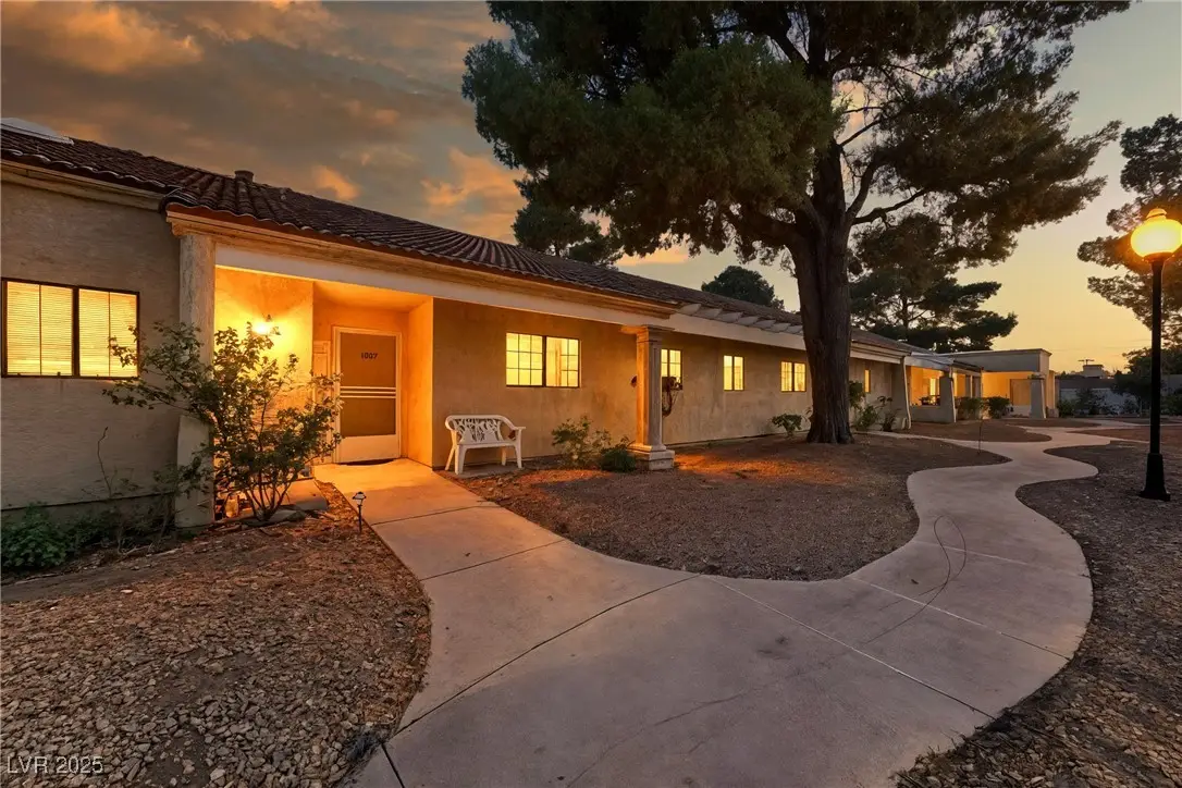 2851 S Valley View Boulevard #1039, Las Vegas, NV 89102 - Image #1