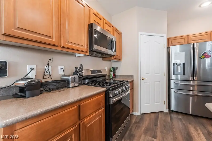 6433 Buck Jones Avenue #103, Las Vegas, NV 89122 - Image #3