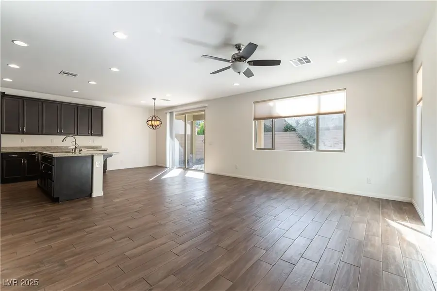10025 Rams Leap Avenue, Las Vegas, NV 89166 - Image #3