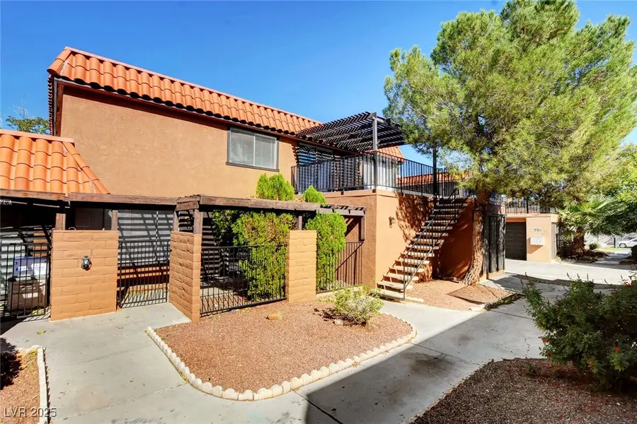 321 Brookside Lane #A, Las Vegas, NV 89107 - Image #2