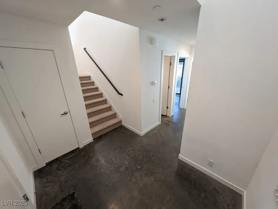 223 Dougram Avenue, Las Vegas, NV 89101 - Image #3