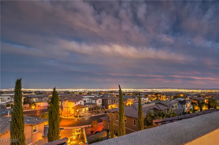 374 Calabria Ridge Street, Las Vegas, NV 89138 - Image #2