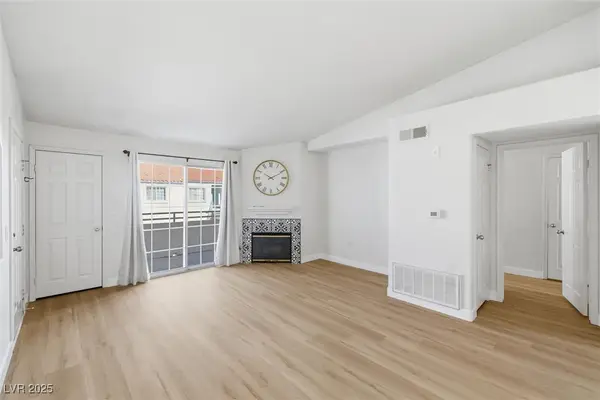 3318 N Decatur Boulevard #2082, Las Vegas, NV 89130